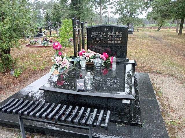 Grób Wiktoria Matusiak